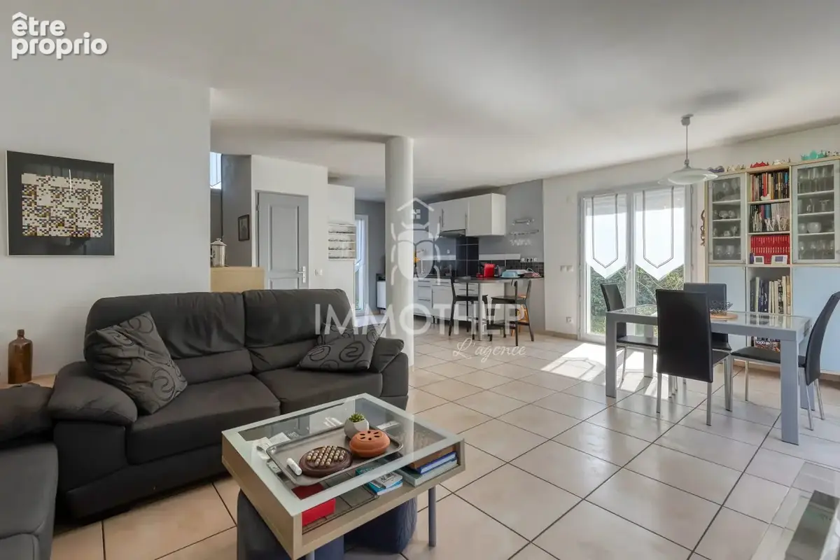 Maison 5 pièces 109 m² à vendre à Sassenage (38360) - photo 3