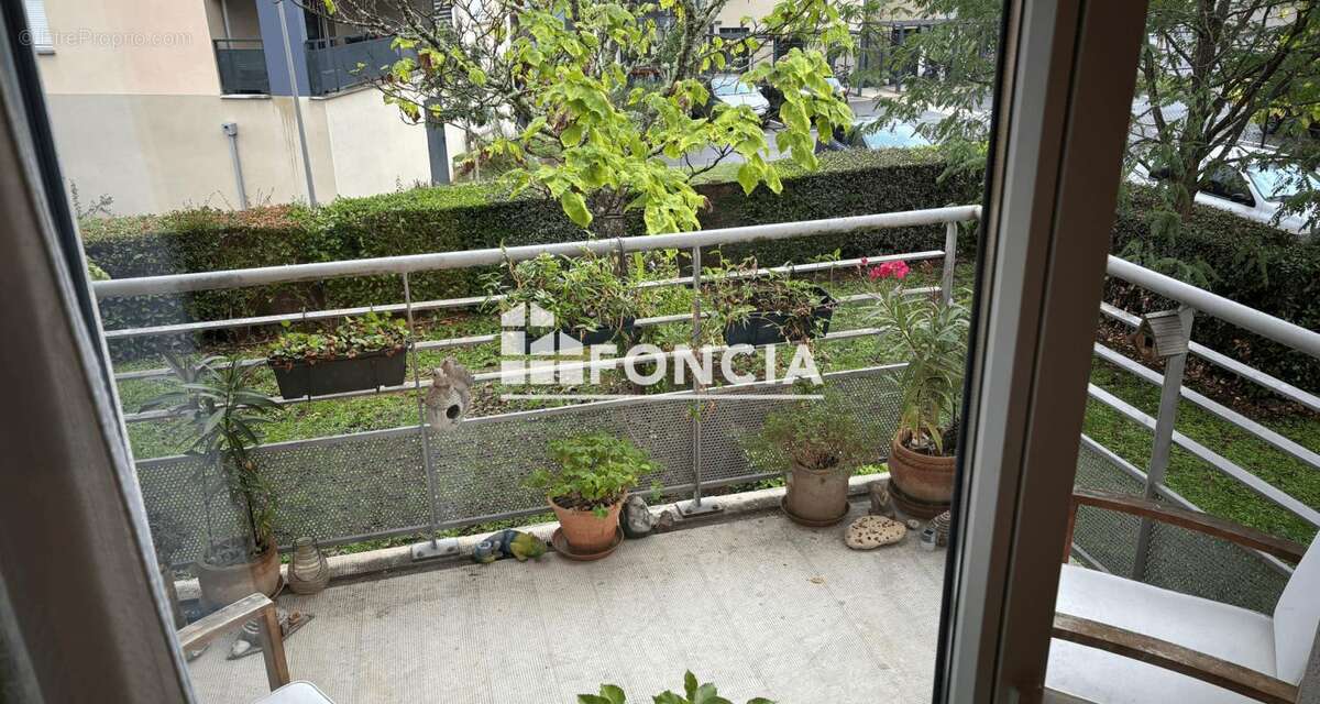 Appartement à PRADINES