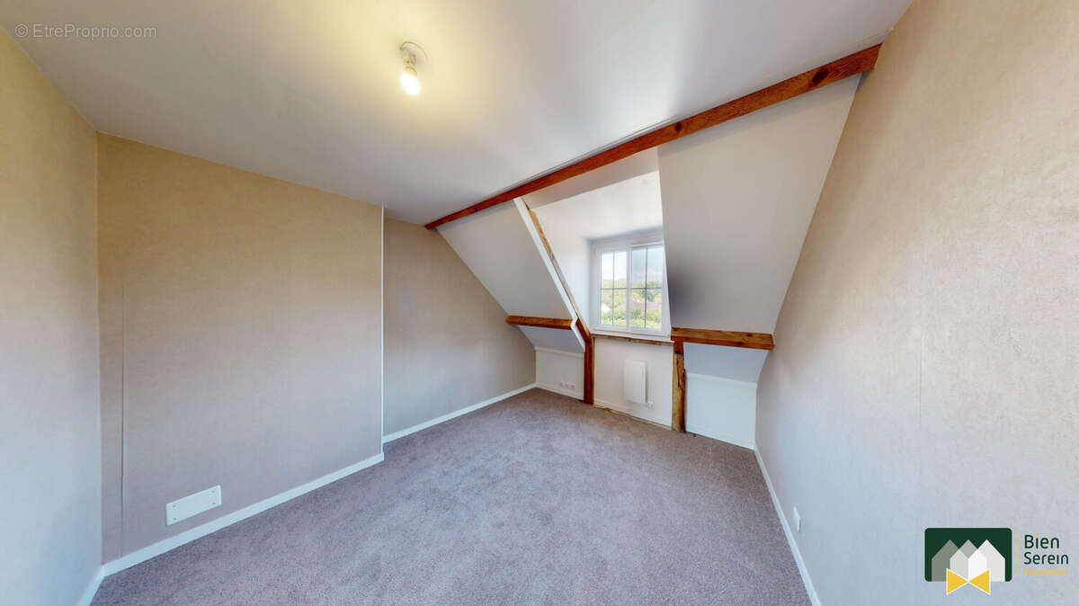 Appartement à LEVES