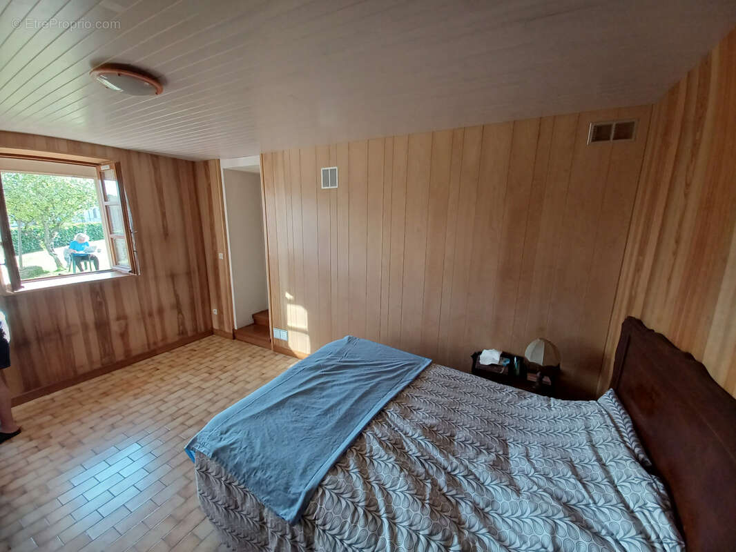 Maison à JUSSY-LE-CHAUDRIER