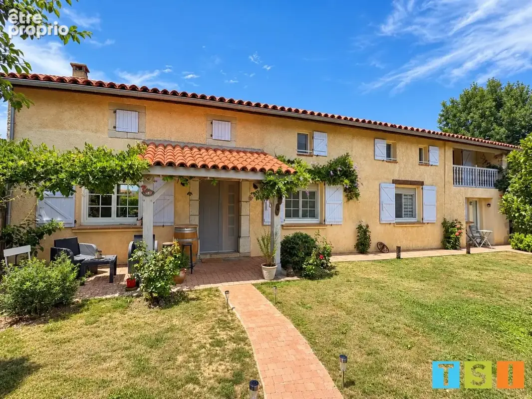 Photo Maison à Ardiege au prix de 356 000€