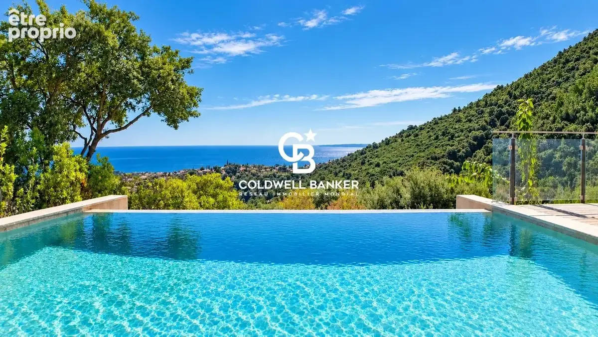 Photo Maison à Cavalaire-Sur-Mer au prix de 2 490 000€