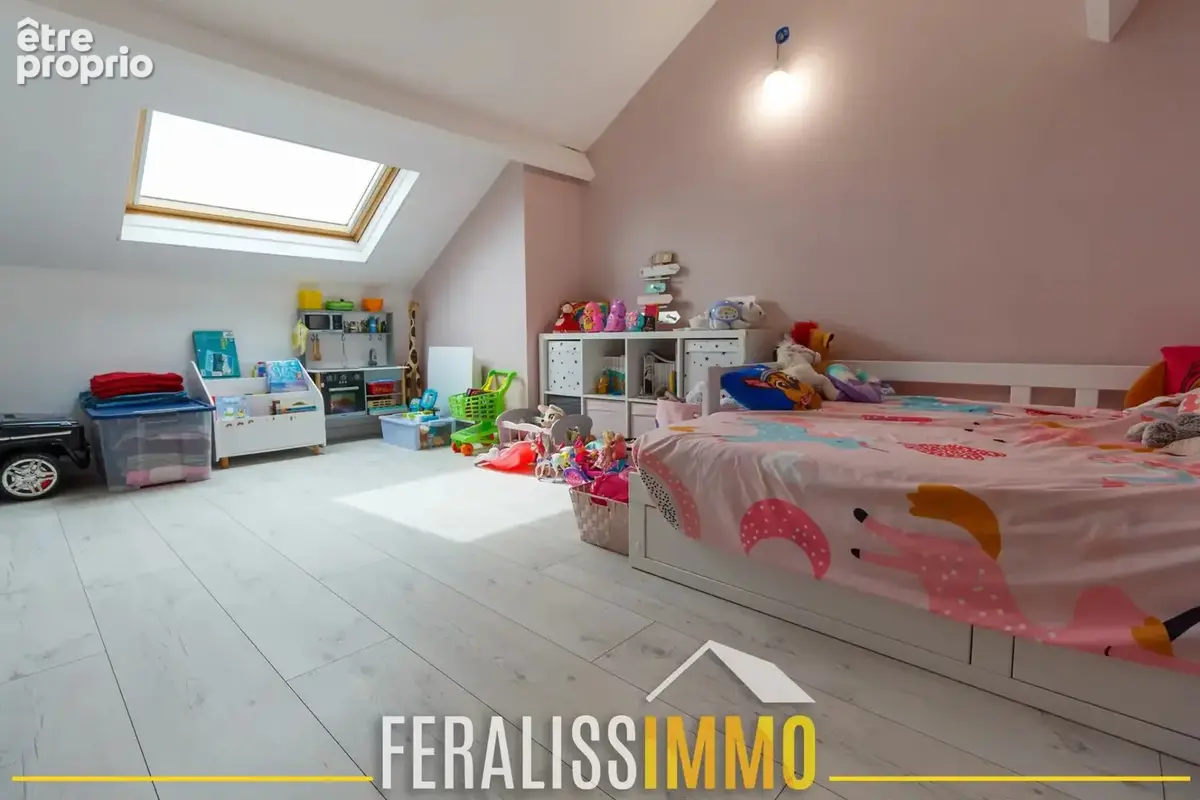 Maison 3 chambres à 2 pas de tout ! - photo 8