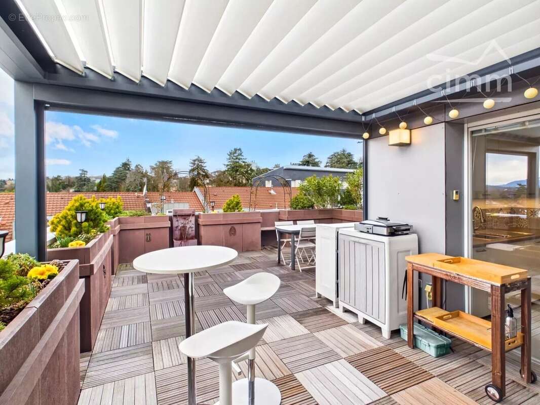 Appartement à RIVES
