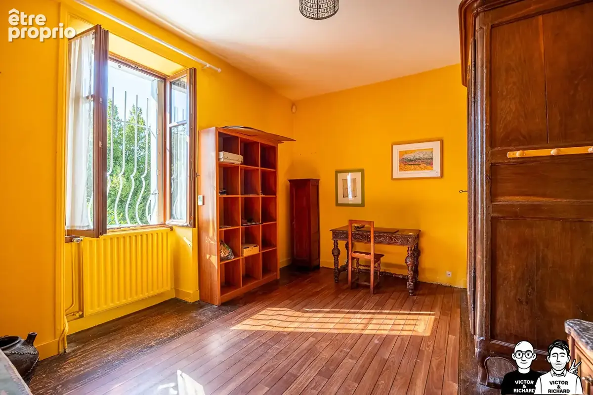 Rue étienne larchey - maison de caractère - 257 m2 de jardin +  64 m2 d'annexes - photo 11
