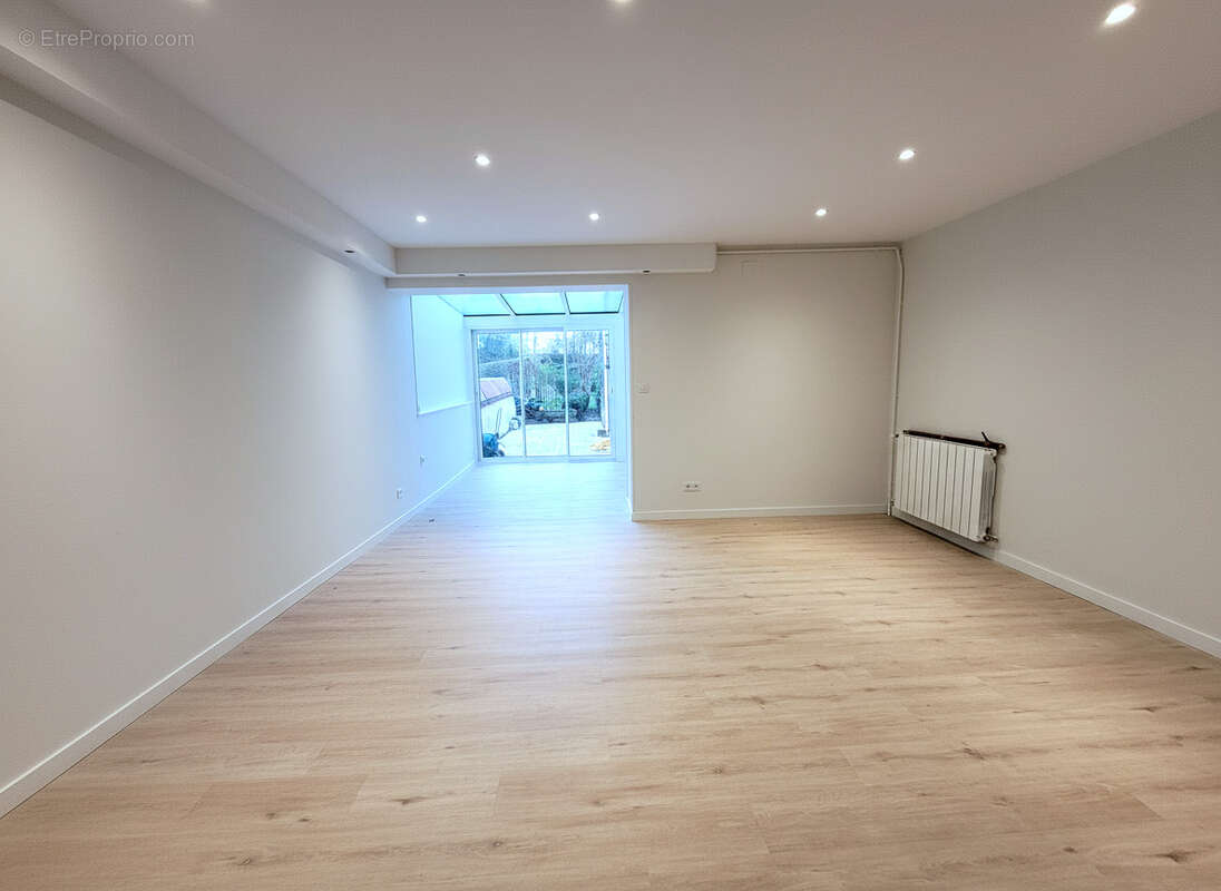 Maison à CASTELSARRASIN