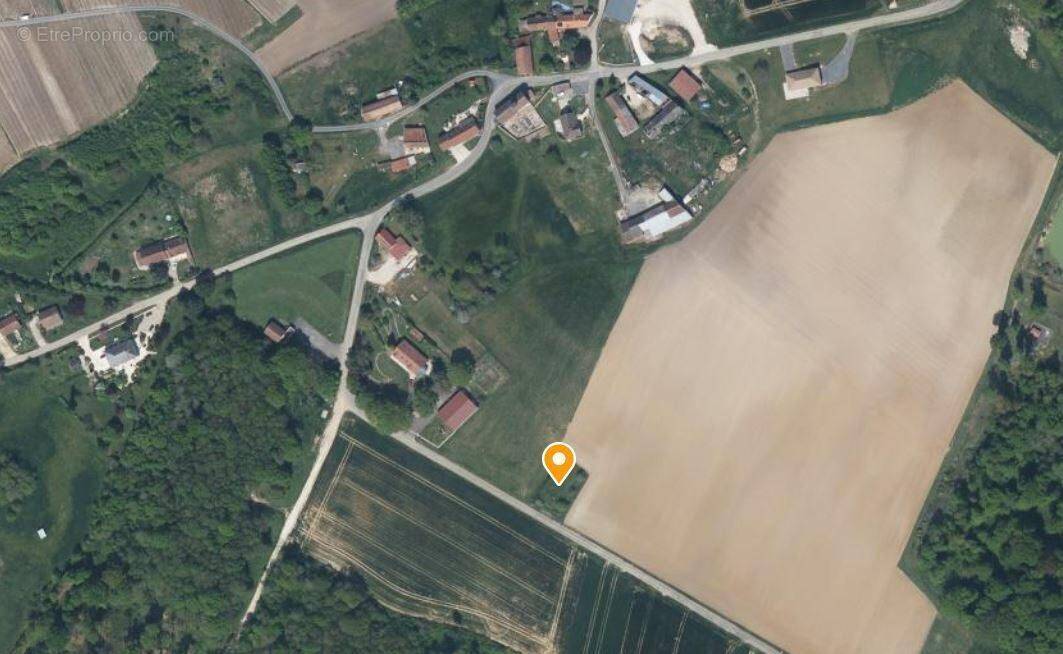 Terrain à VERT-TOULON