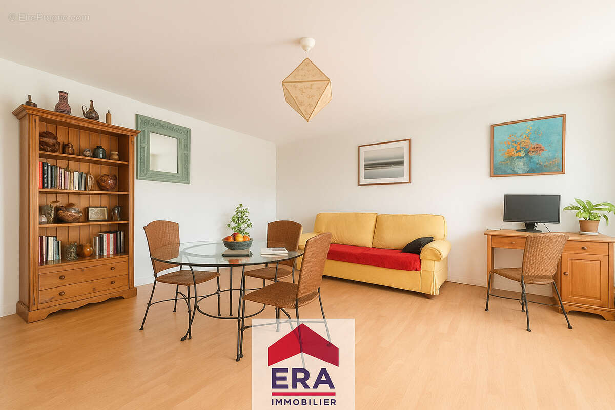 Appartement à SARTROUVILLE