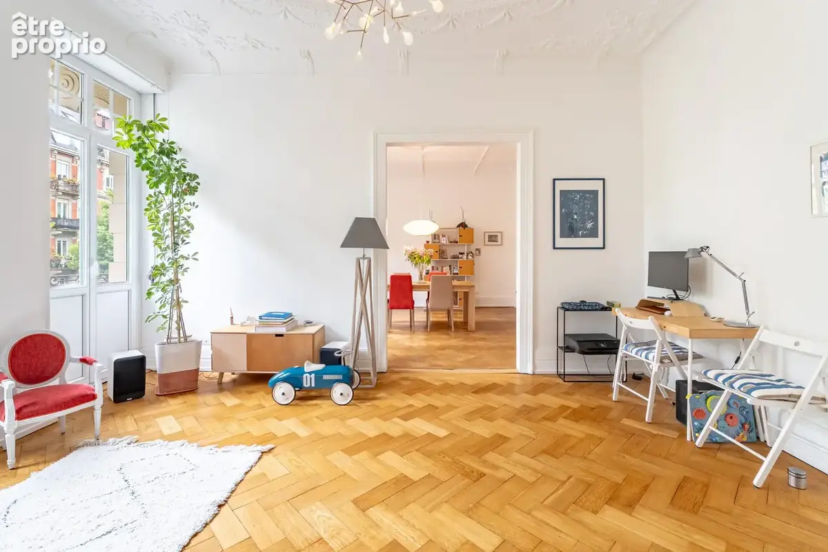 Appartement 5 pièces 122 m² à vendre à Strasbourg (67000) - photo 2