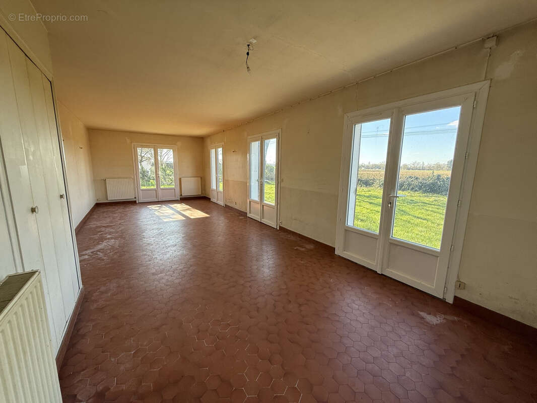 Maison de plain-pied 3 pièces - photo 3