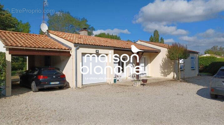 Maison à ANGLES