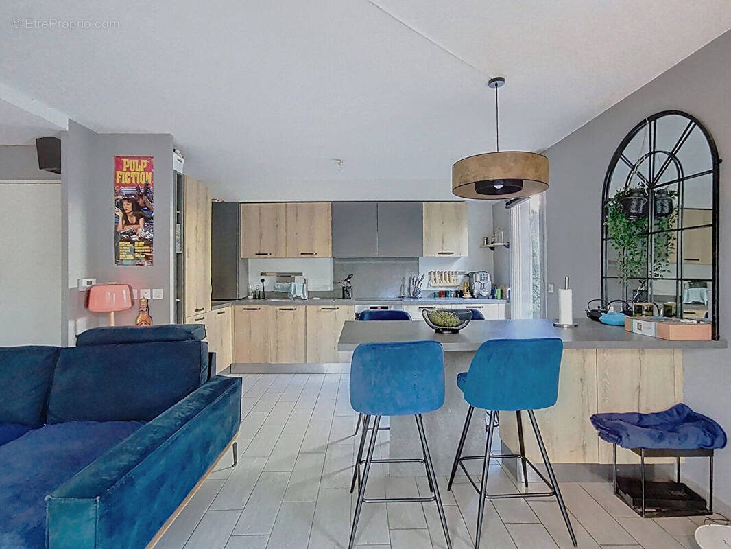 Appartement à LYON-8E