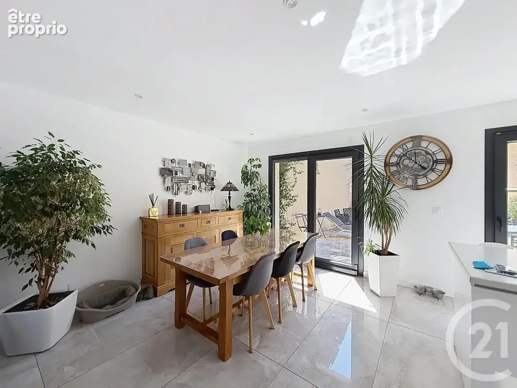 Maison 6 pièces 140 m² à vendre à Chartres (28000) - photo 7