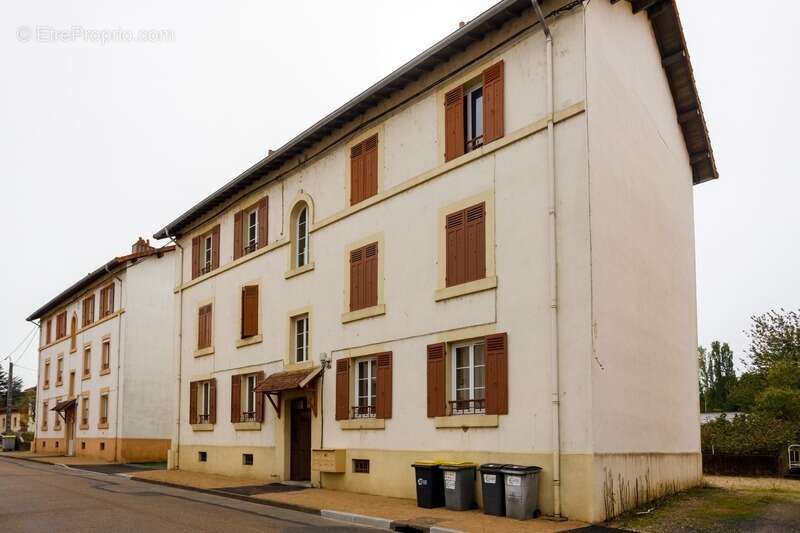 Appartement à PARAY-LE-MONIAL