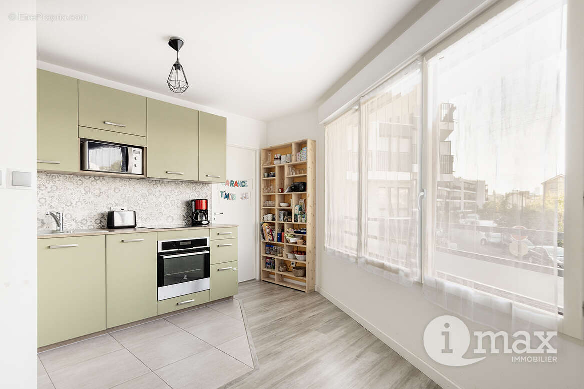 Appartement à BOIS-COLOMBES