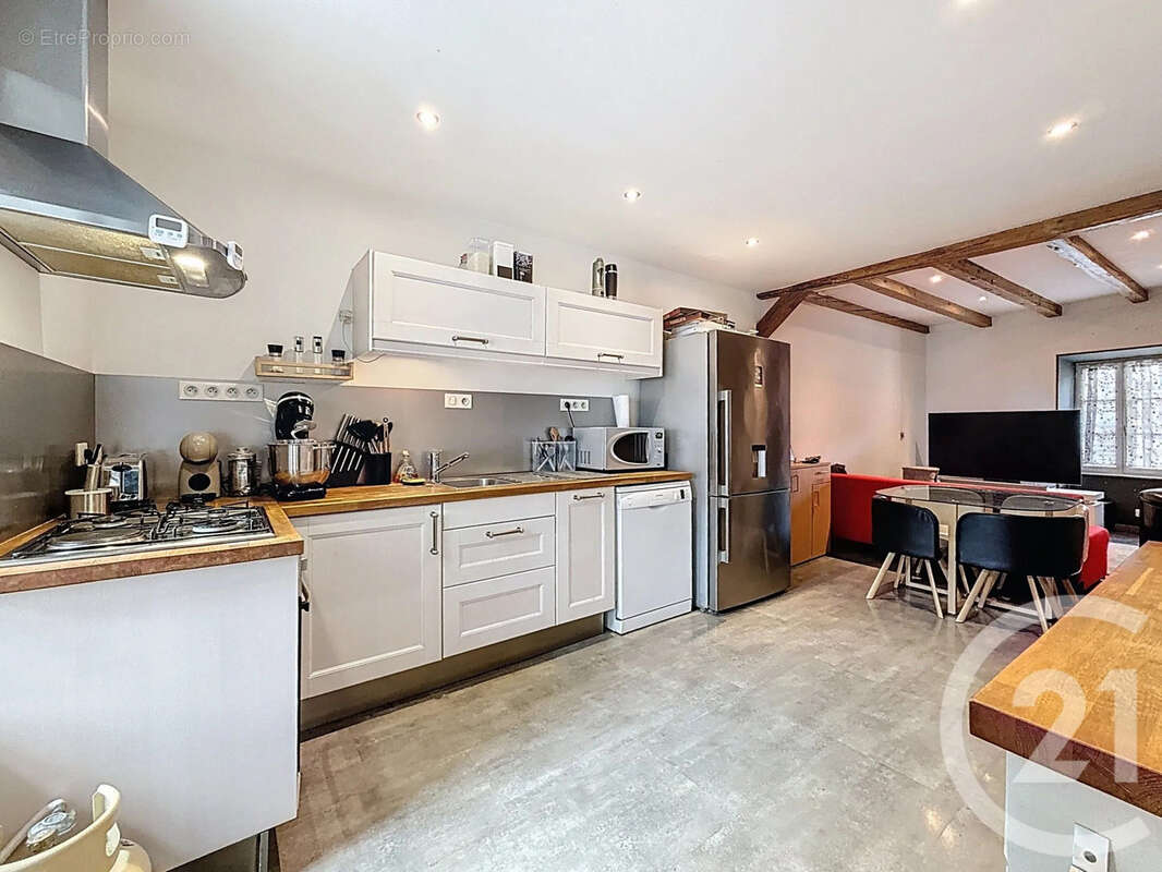 Maison à SAINT-JEOIRE