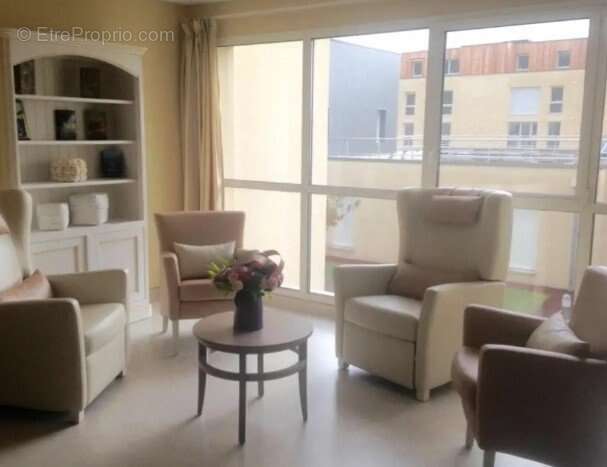 Appartement à BRASLES