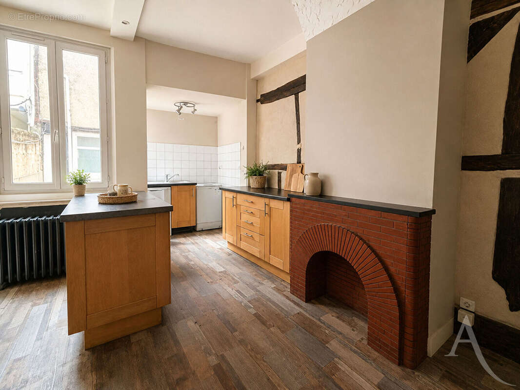 Maison de ville atypique de 62 m² en plein coeur du centre-ville ! - photo 12