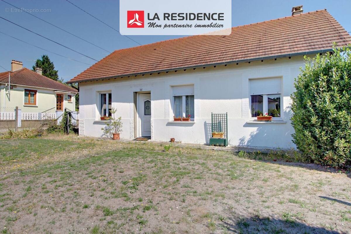 Maison à SAINT-ETIENNE-DU-ROUVRAY
