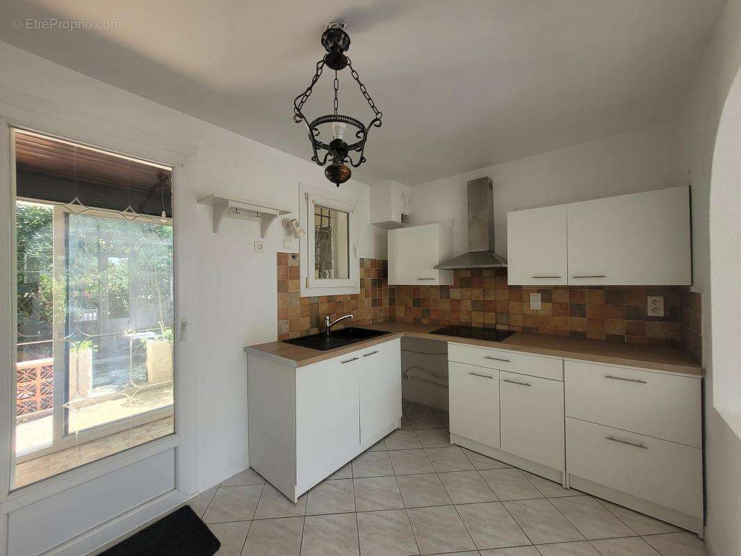 Maison à SIX-FOURS-LES-PLAGES