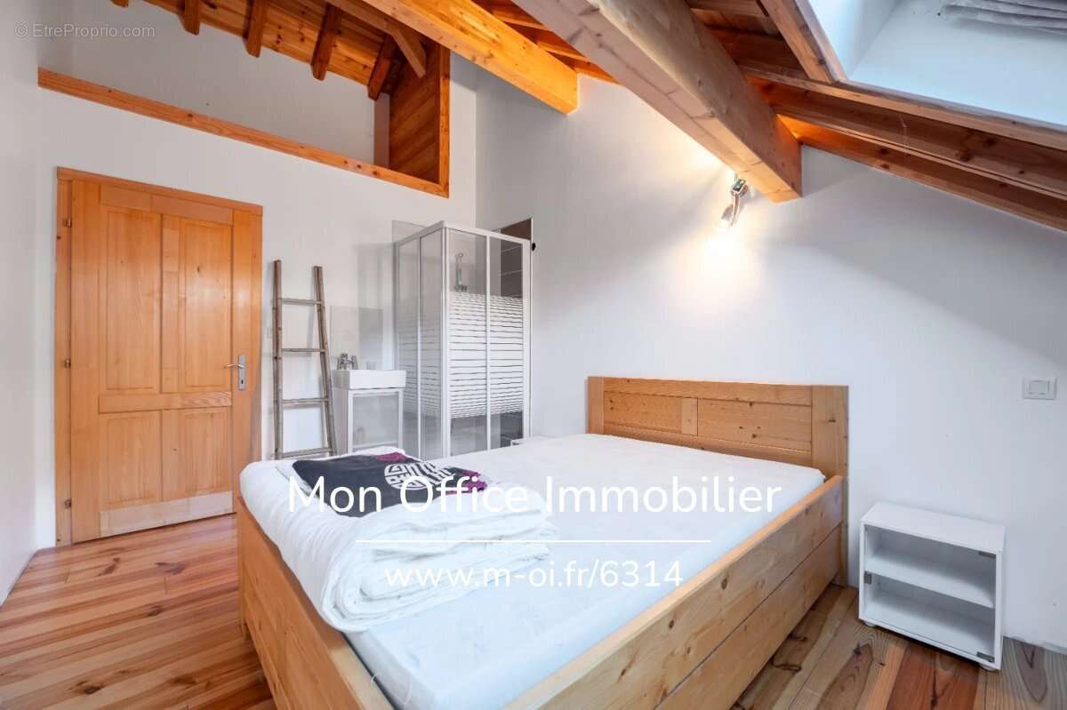 Appartement à REOTIER