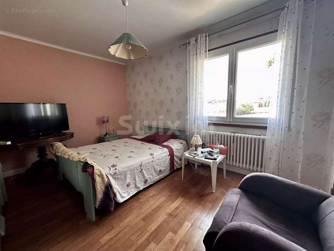 Maison à LONS-LE-SAUNIER