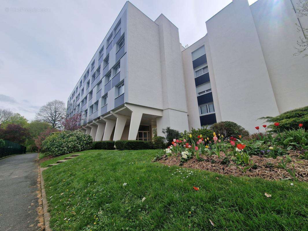 Appartement à VAIRES-SUR-MARNE