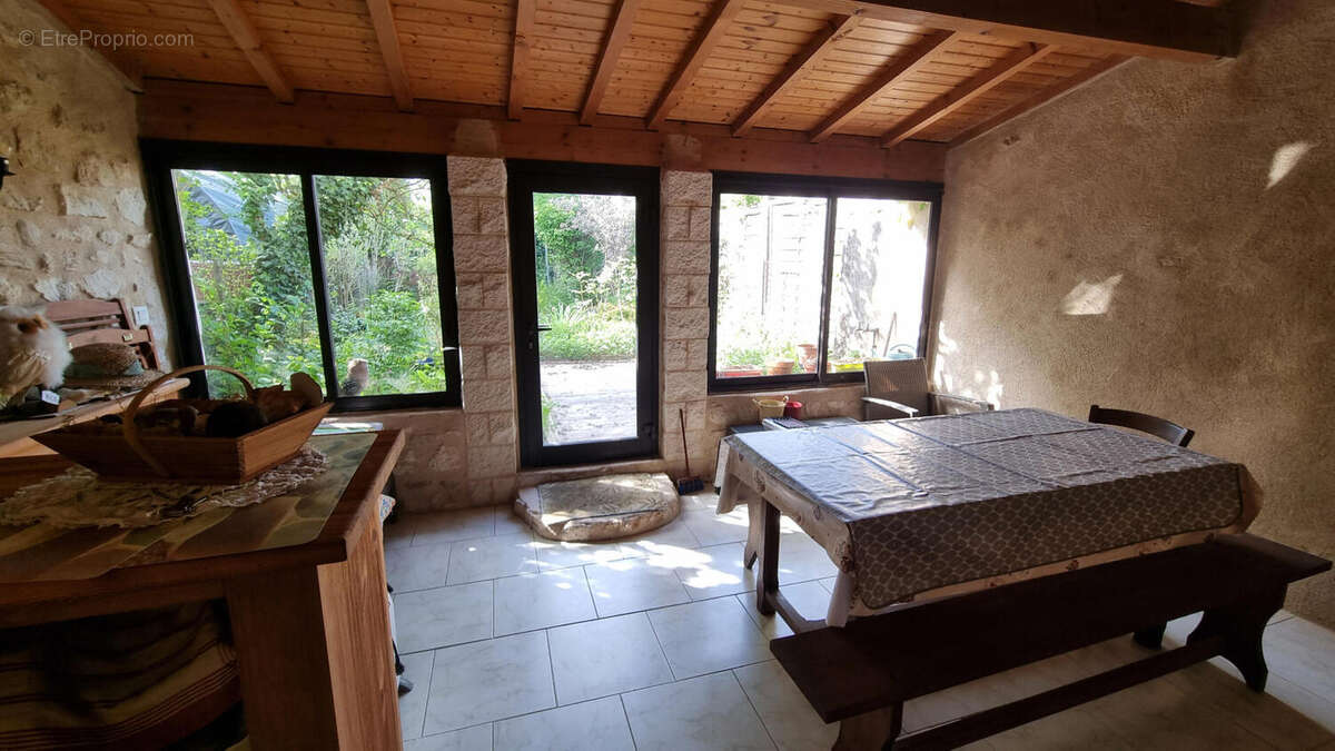 20260421_172325 - Maison à SAINT-PARDOUX-LA-RIVIERE