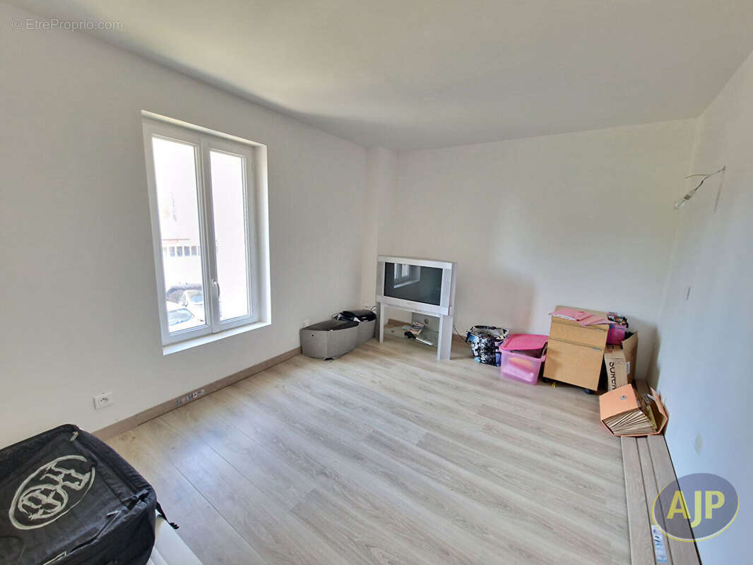 Maison à LA LIMOUZINIERE