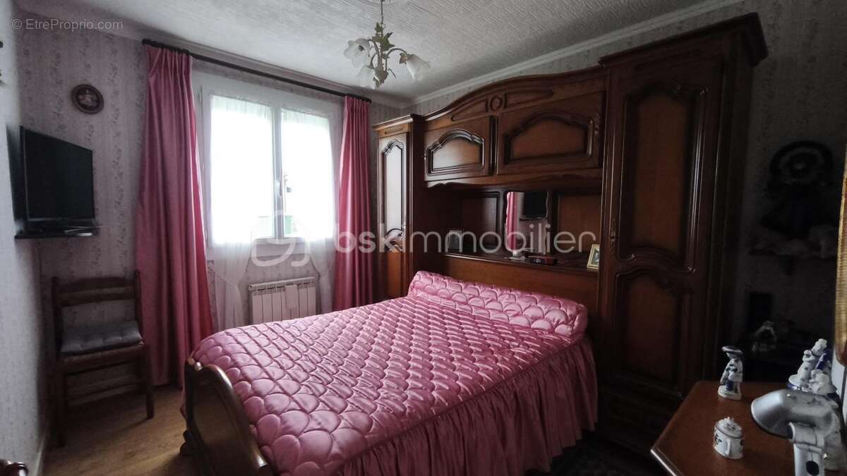 Maison 88 m² à Saint-Florent  - photo 13