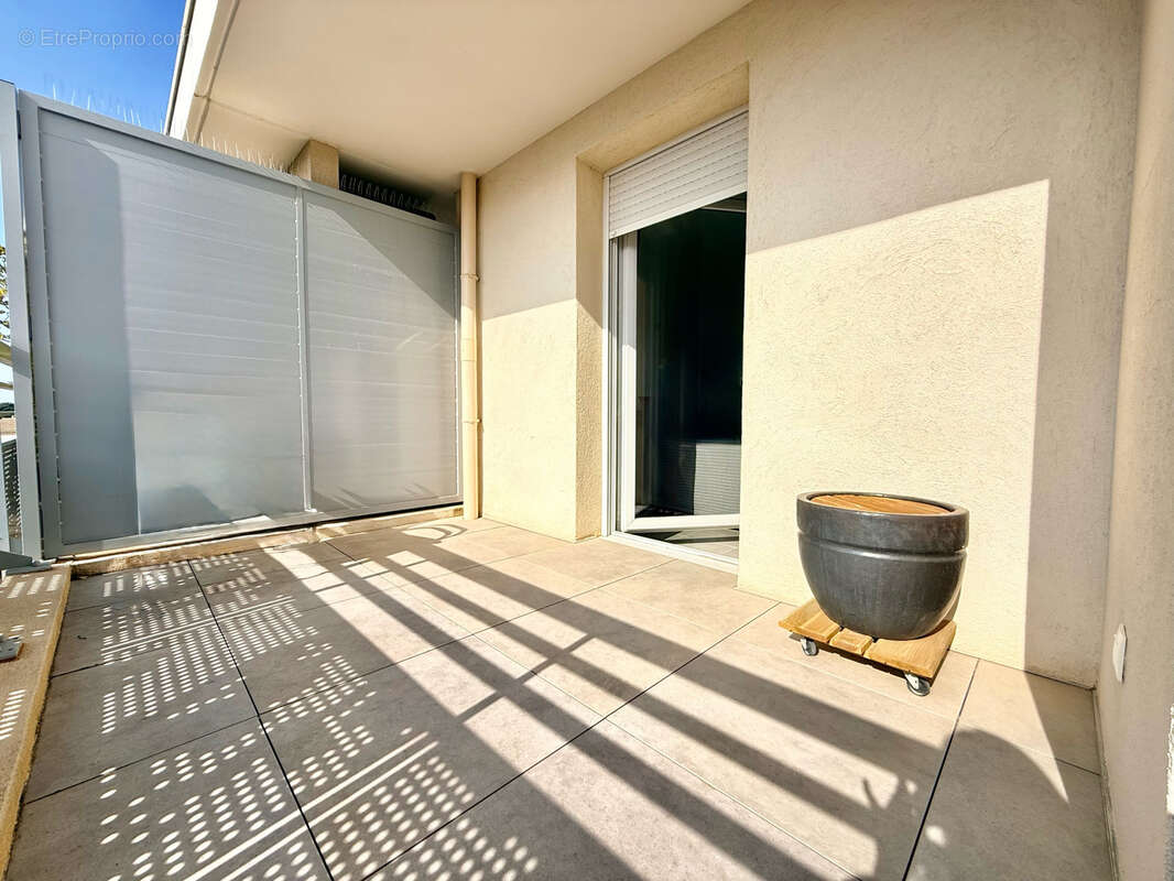 Appartement à SIX-FOURS-LES-PLAGES