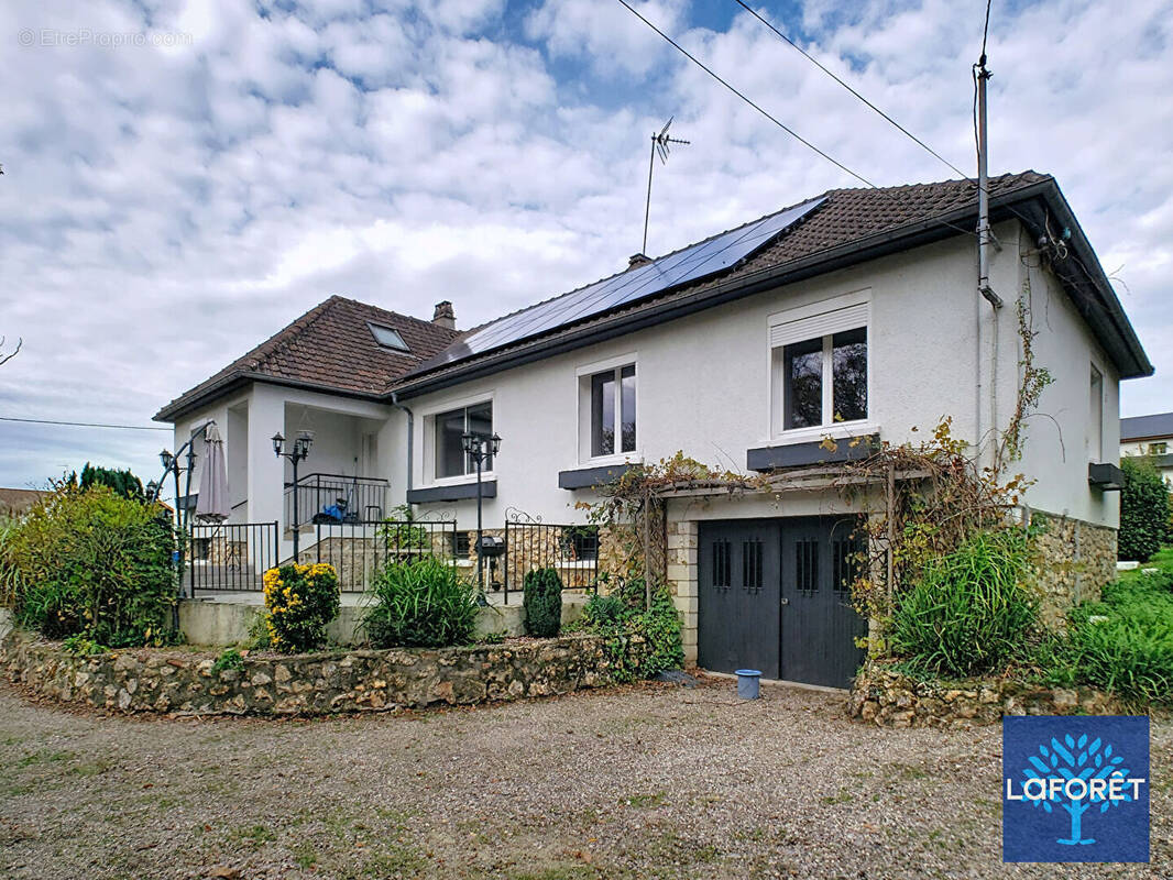 Maison à BERNAY