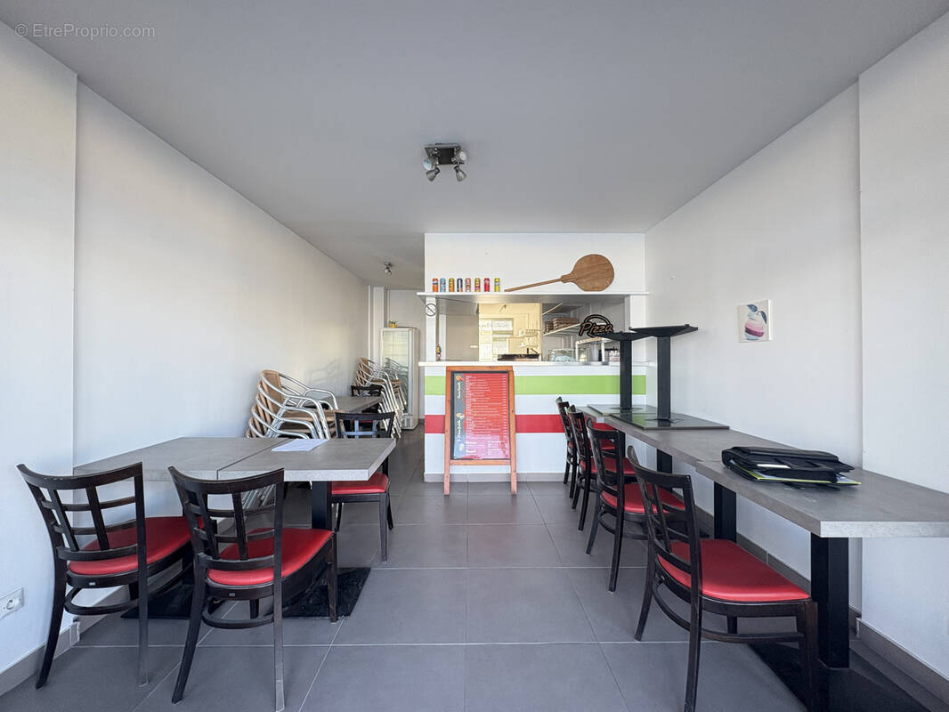 Commerce à GRUISSAN