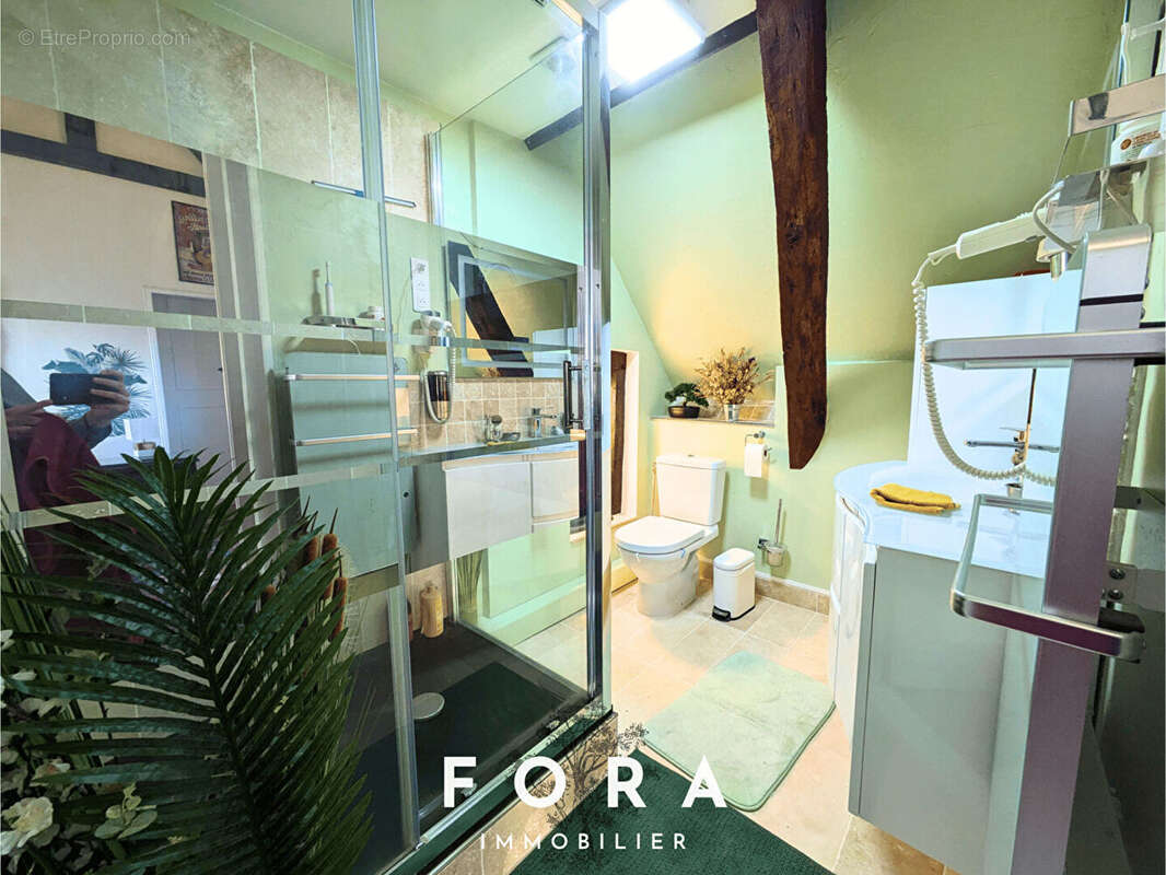 Maison à CONDE-SUR-NOIREAU