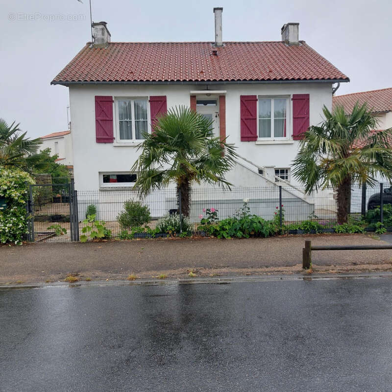 Maison à L'HERBERGEMENT