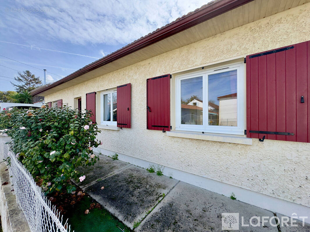 Maison à GUJAN-MESTRAS