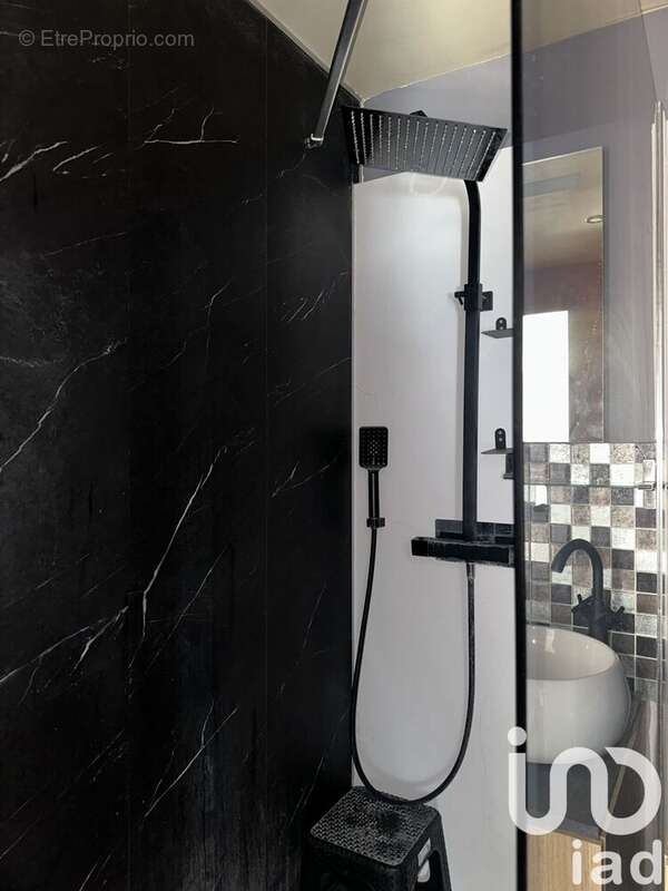 Photo 8 - Appartement à LE BLANC-MESNIL