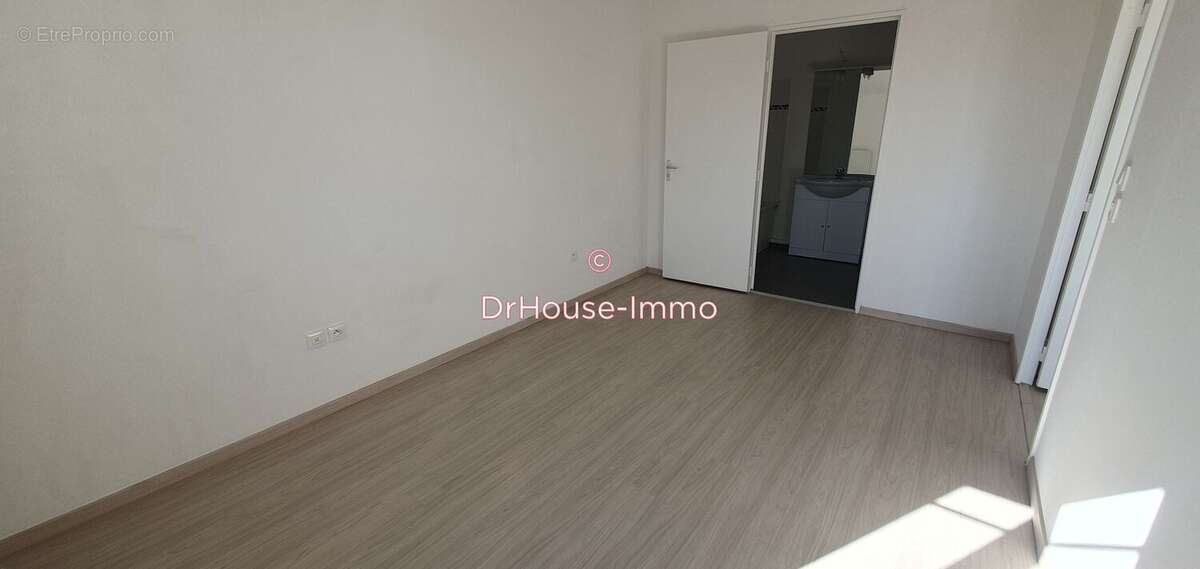Appartement à PERSAN