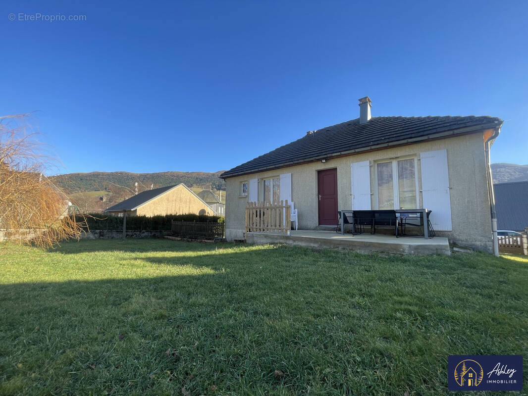 Maison 5 pièces LE CLAUX  - Maison à LE CLAUX