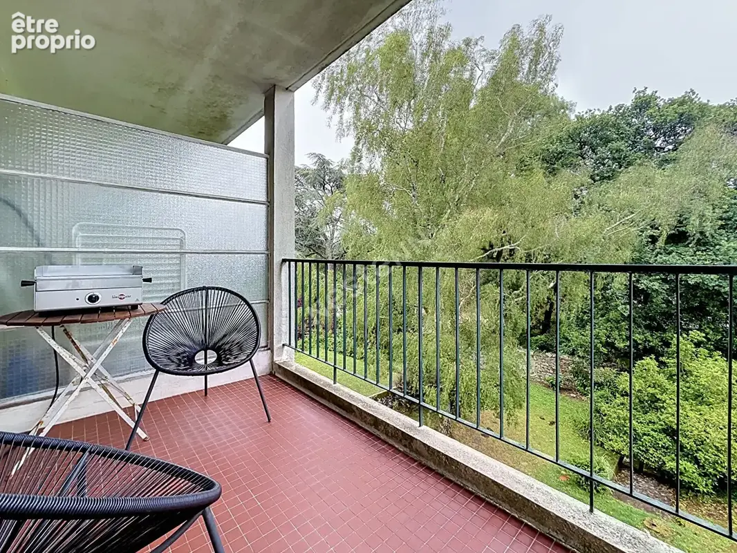 NANTES AMERICAINS ,SAINTE THERESE, T3 en dernier étage, terrasse, garage, cave - photo 4
