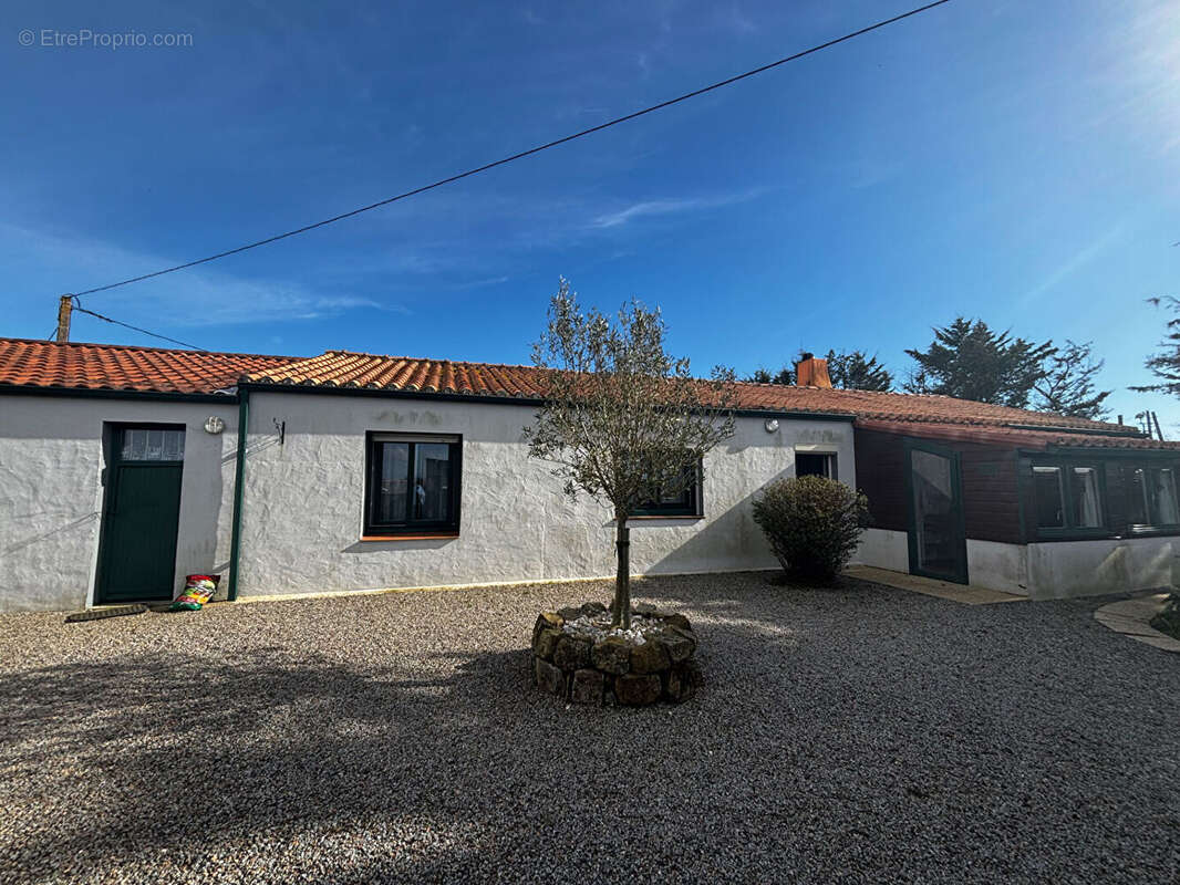 Maison à SALLERTAINE