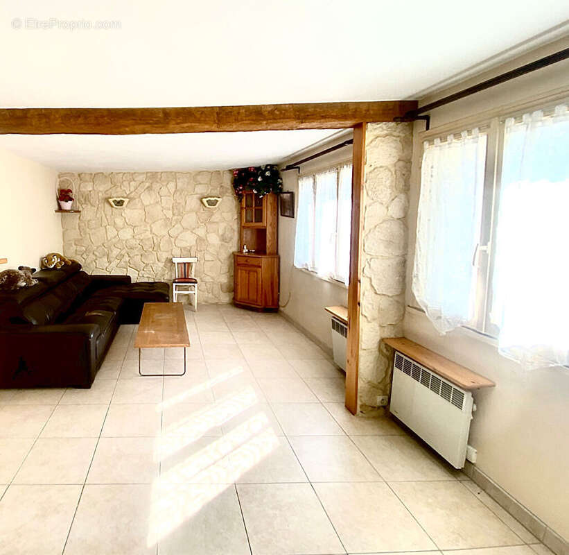 Maison à AUBERGENVILLE