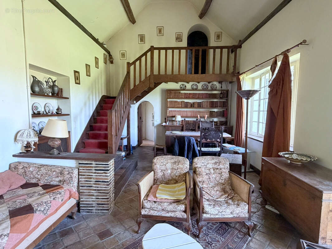 Maison à CONDE-SUR-VESGRE