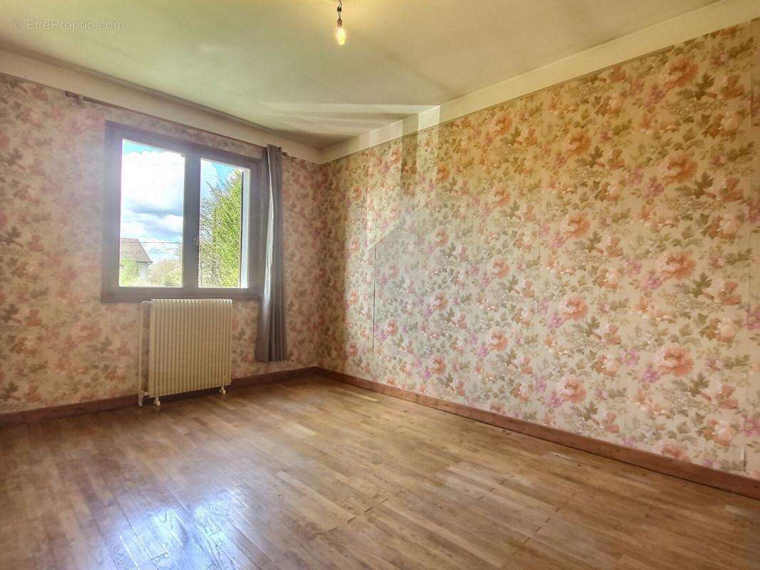 Maison à LES ABRETS