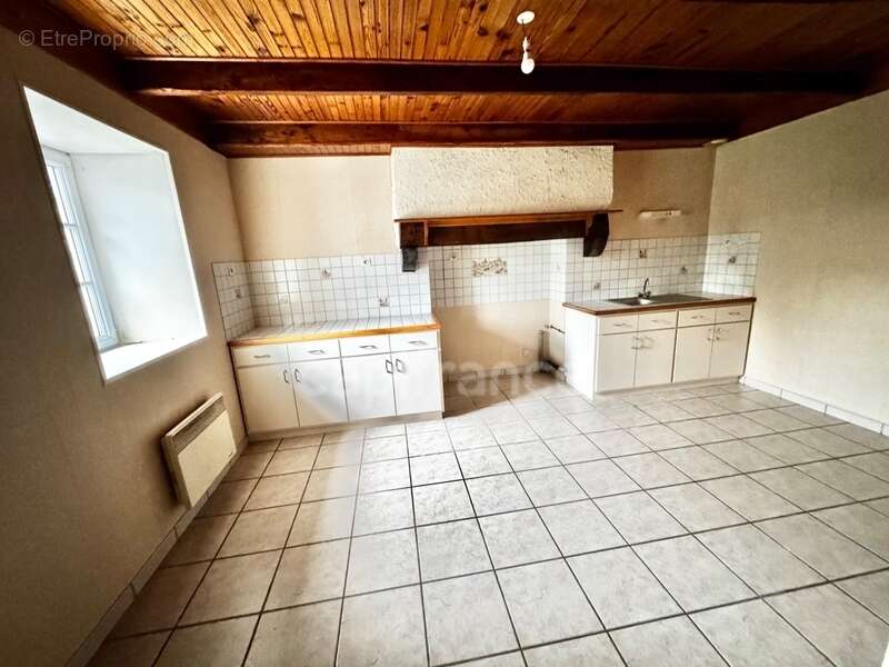 Ensemble immobilier à rénover – Grand terrain – PLOUDIRY (29) - photo 3