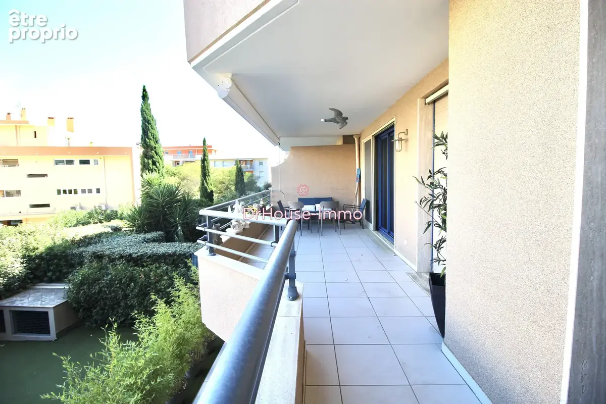 Appartement 3 pièces 68 m² à vendre à Cavalaire-Sur-Mer (83240) - photo 7