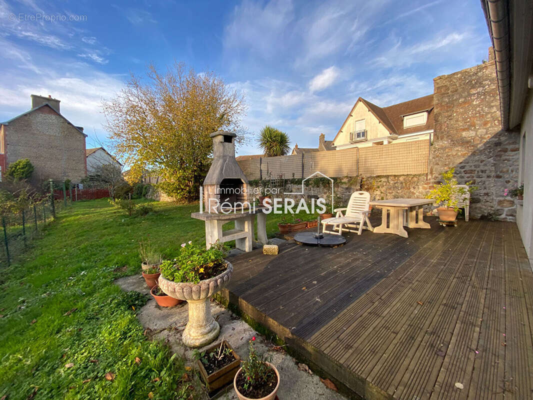 Maison à LA FERRIERE-AUX-ETANGS