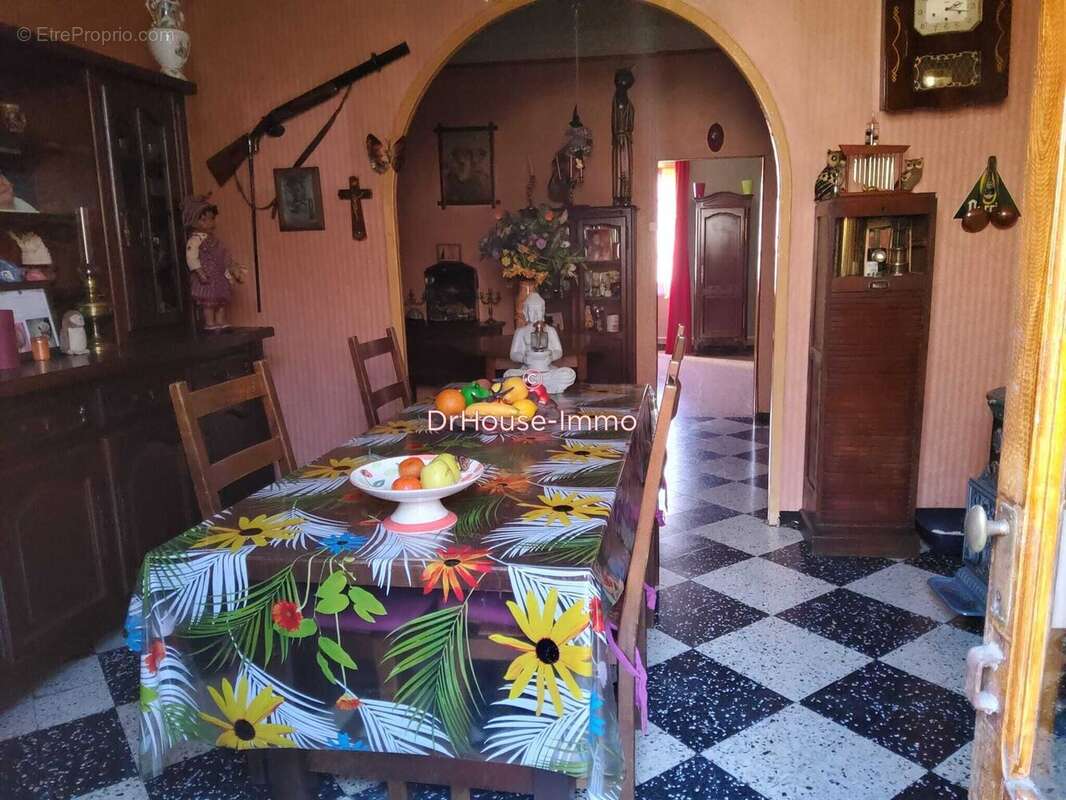 Appartement à MOLIERES-SUR-CEZE