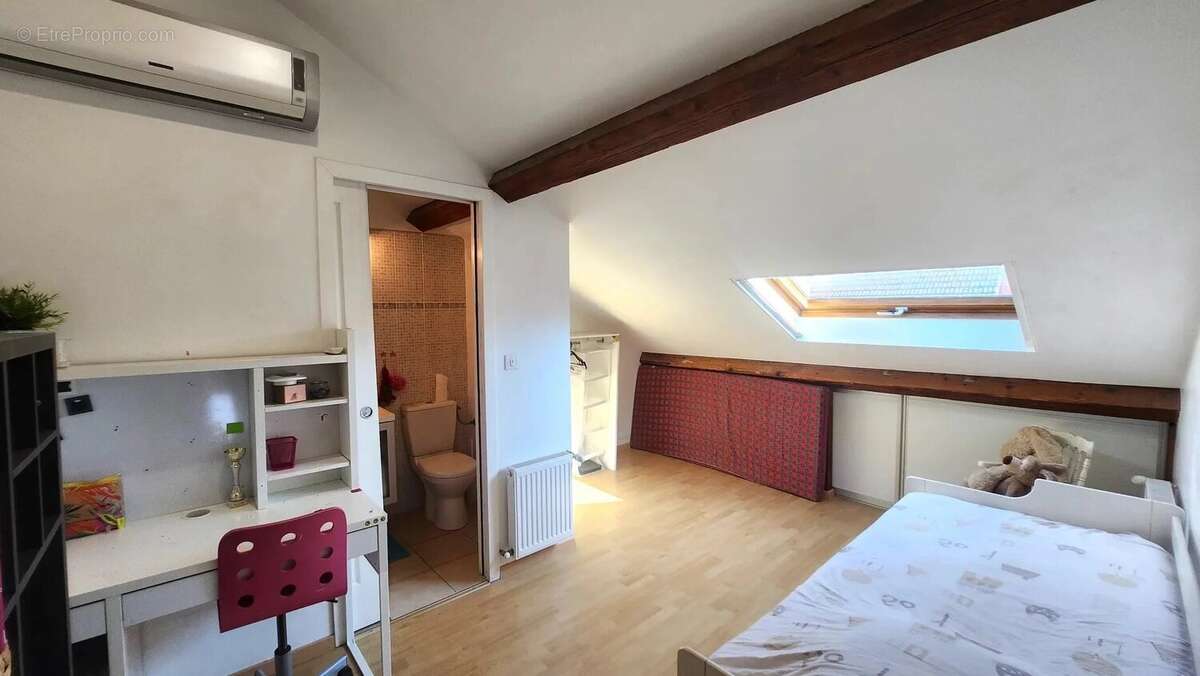Appartement à AIX-LES-BAINS