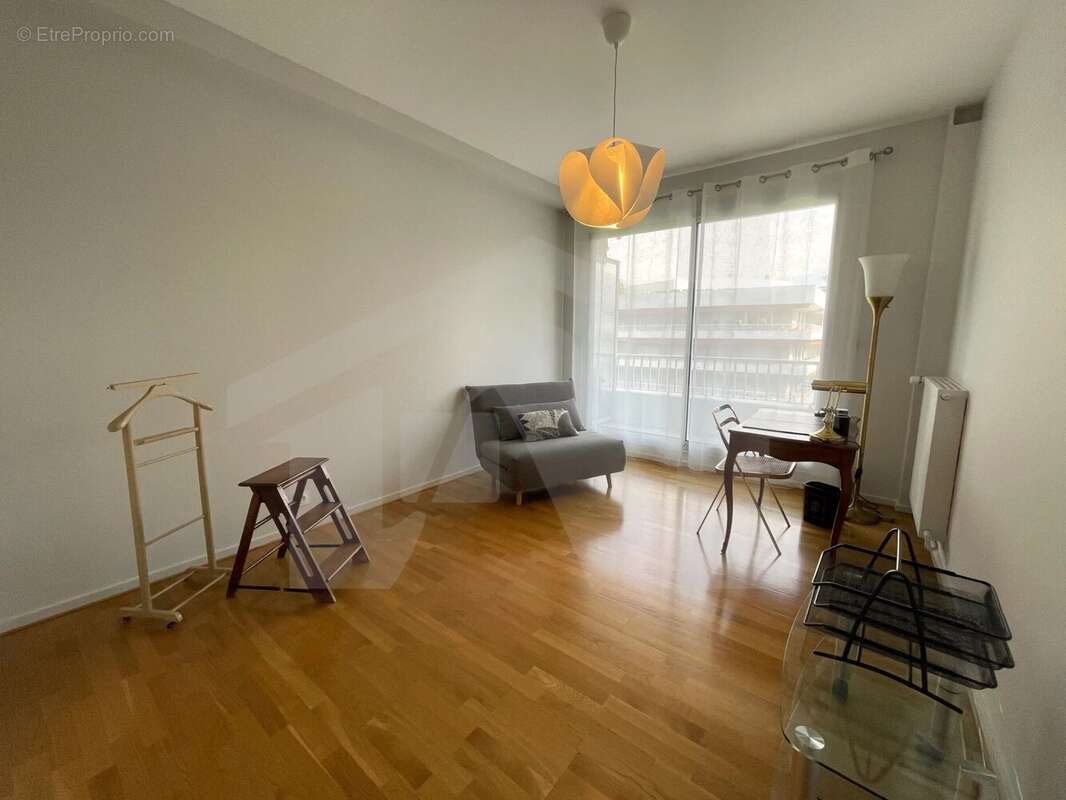 Appartement à MEYLAN